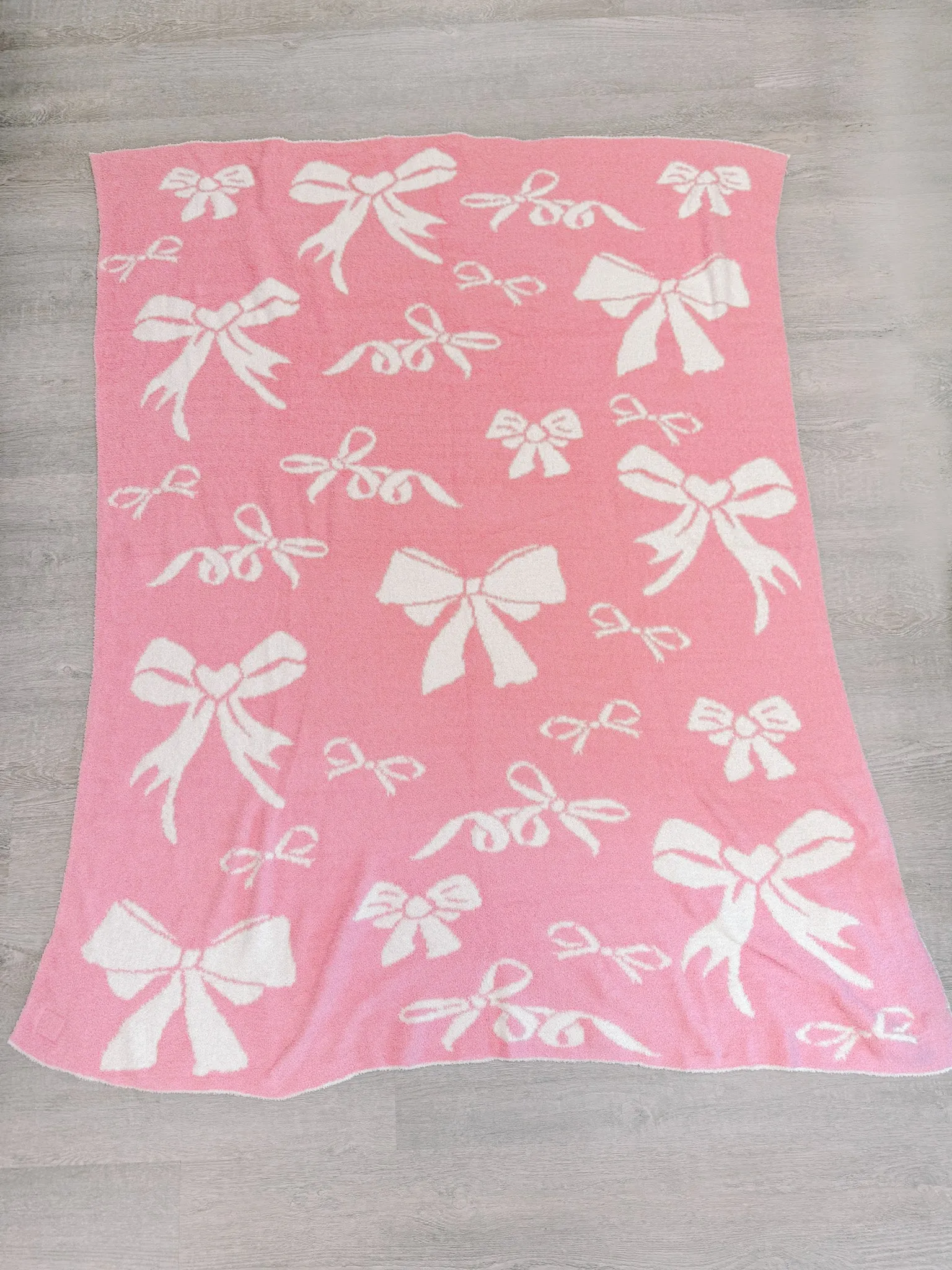 Bow Blanket | Bubblegum Pink