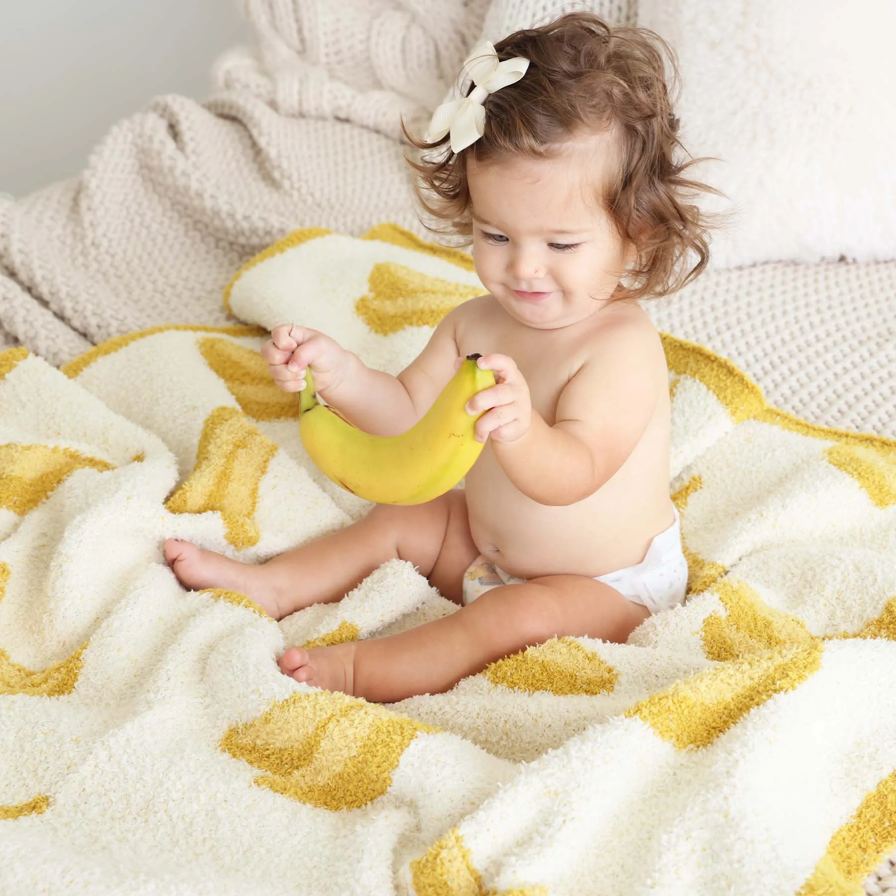 CuddleLane™ Luxe Blankets | Banana