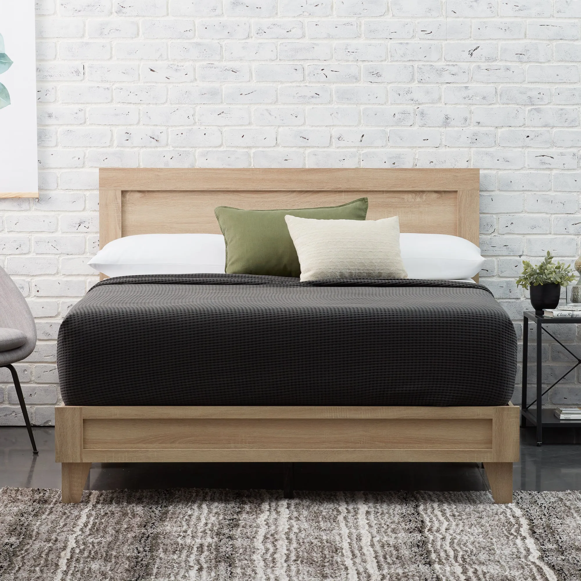 Delta Wood Platform Bed Frame with Headboard