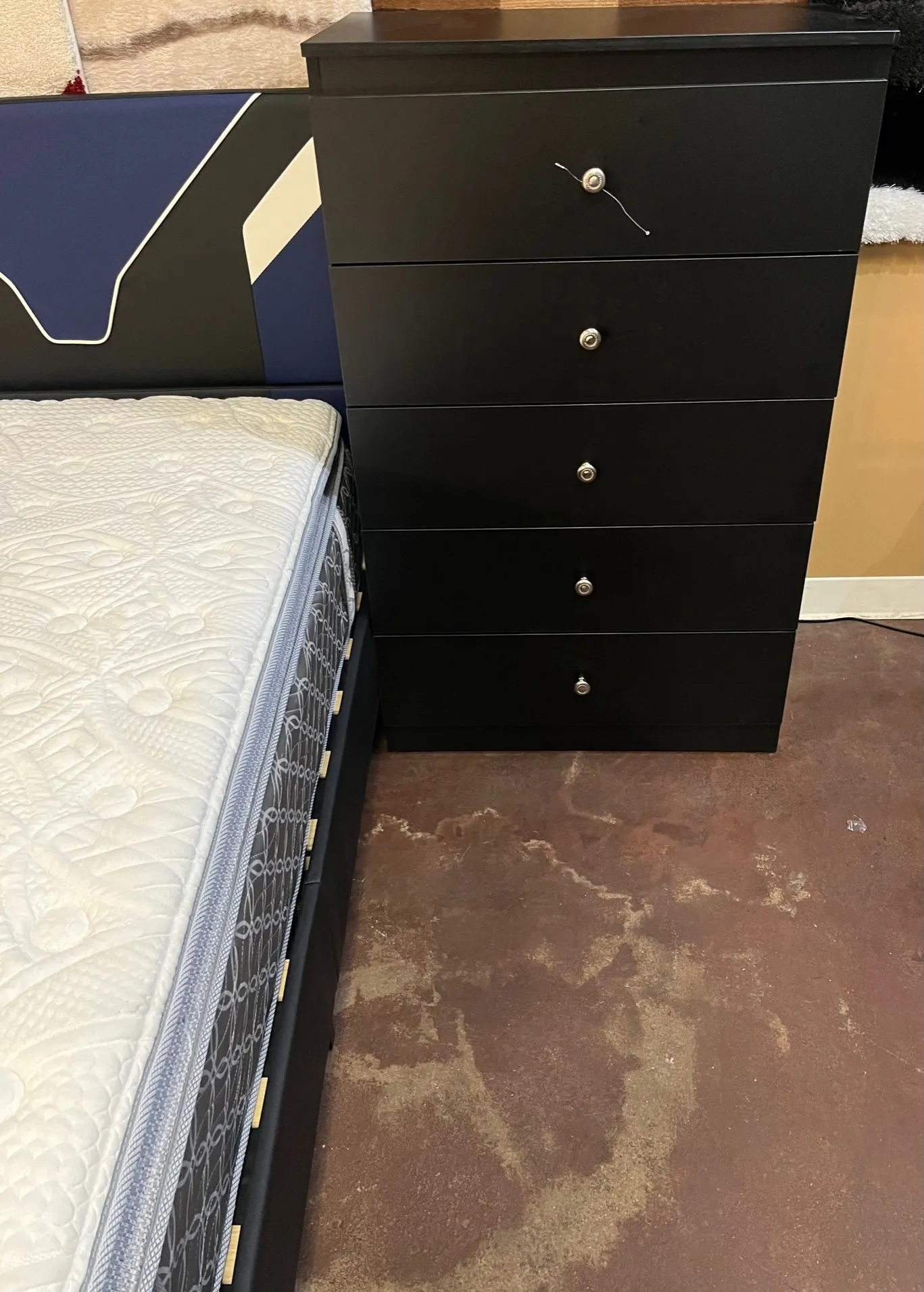 Platform Twin Bed With Mattress & Chest