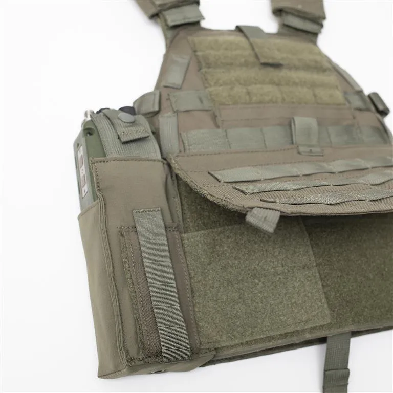 Universal Carrier Radio Pouch