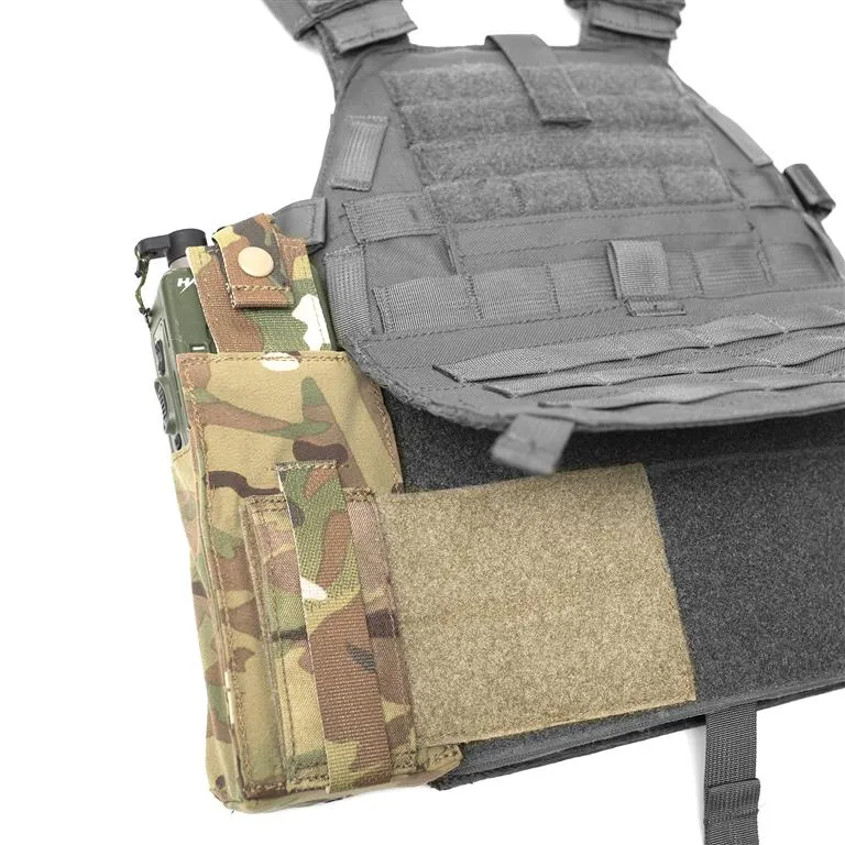 Universal Carrier Radio Pouch