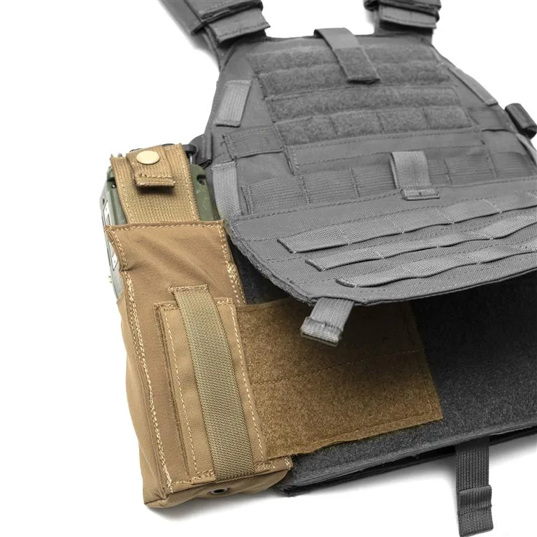 Universal Carrier Radio Pouch