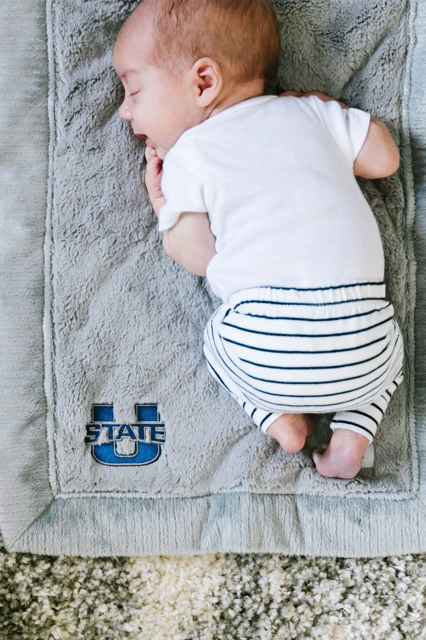 USU - UNIVERSITY BLANKETS