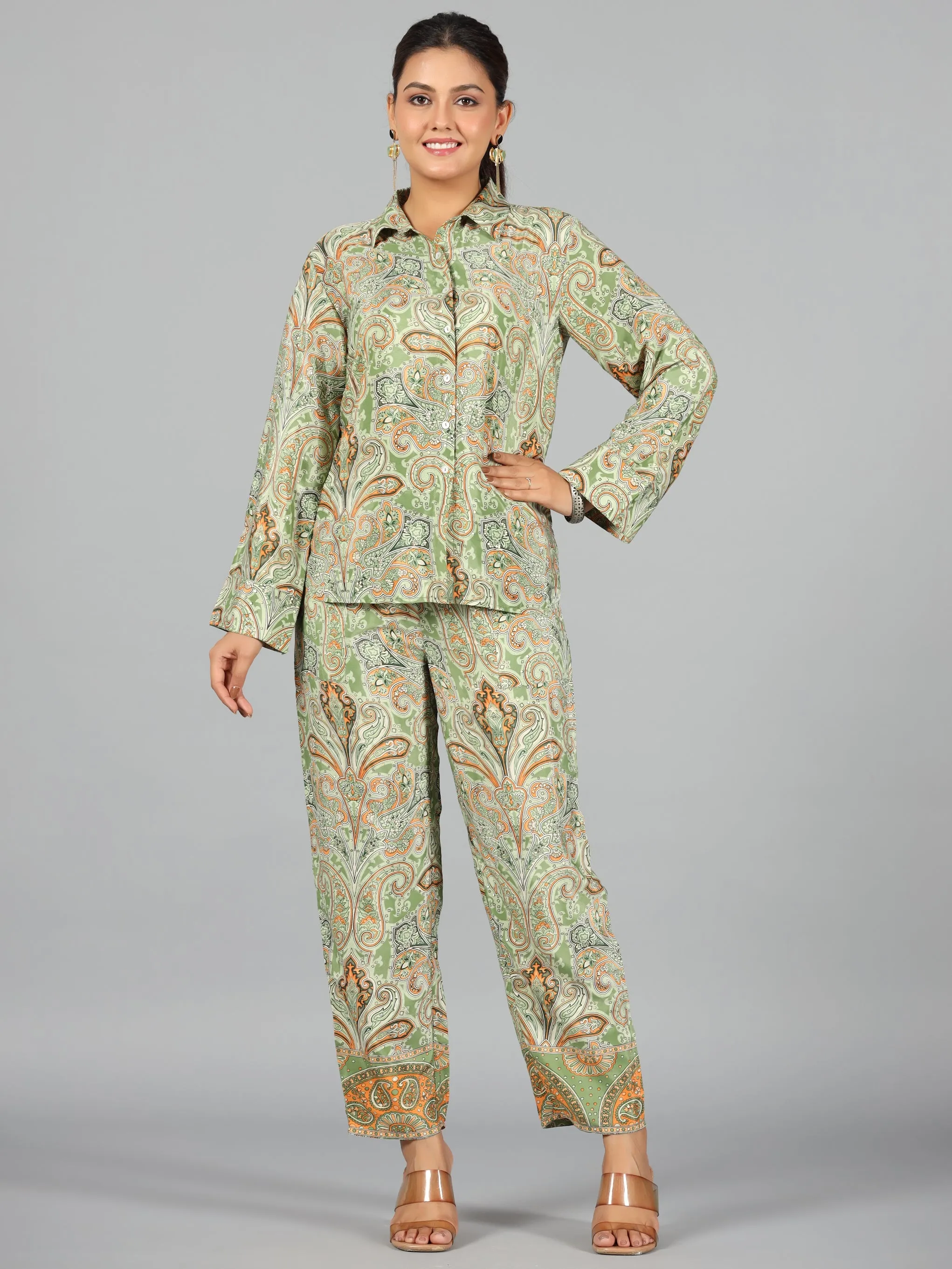 Women Green Kasturi Silk Printed Clothing Set